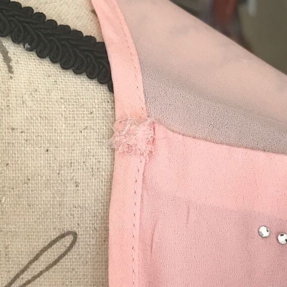Charlotte Russe Pink Blouse Size Small - Picture 8 of 8